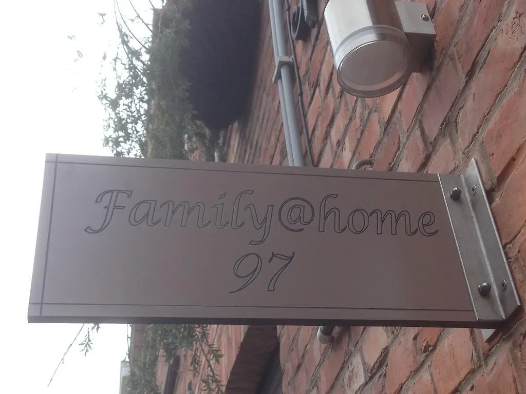 Holiday Home Family @ Home 97 Bruges